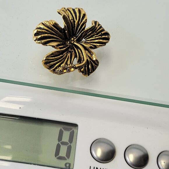 Antique Gold Hibiscus Brooch Medium Size Pin - Picture 4 of 6